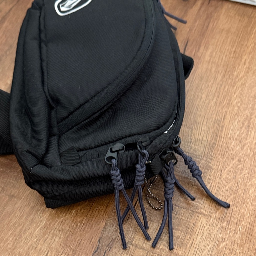 Volcom Black Belt Bag unisex - Picture 5 of 14
